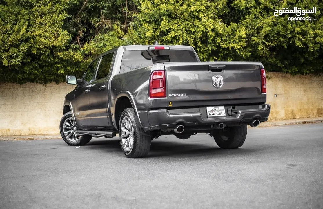 Dodge Ram 1500 Hemi / Laramie Trim 2020 (للبيع)