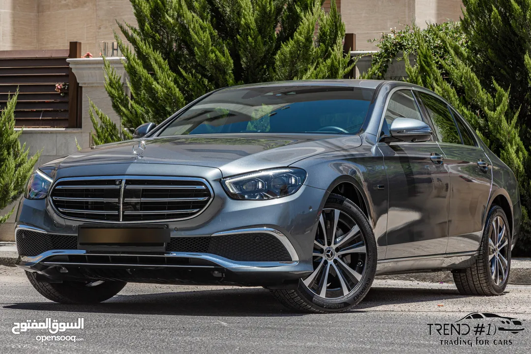 Mercedes E300e 2021 Plug in hybrid 4matic    السيارة مميزة جدا و لا تحتاج الى صيانة
