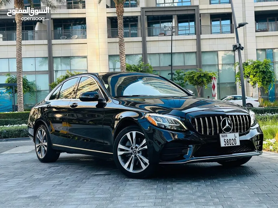 مرسيدس C300بحالة ممتازة فل مواصفات 2021