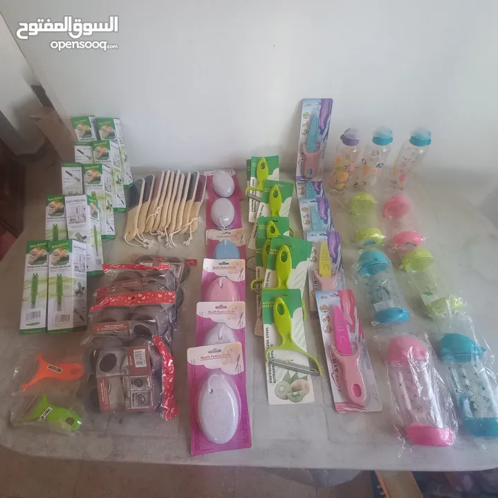 لقطة لقطه لقطه  بضاعه محل نثريات واكسسوارت وادوات منزليه والعاب للبيع المستعجل