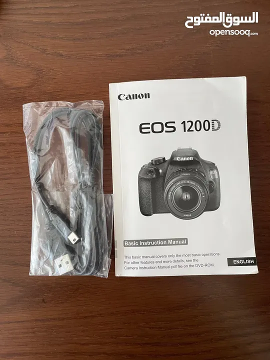 كاميرا canon eos 1200D فل hd بحالة ممتازة جدا للبيع بسعر مغري مع كامل مستلزماتها + هدايا عديدة