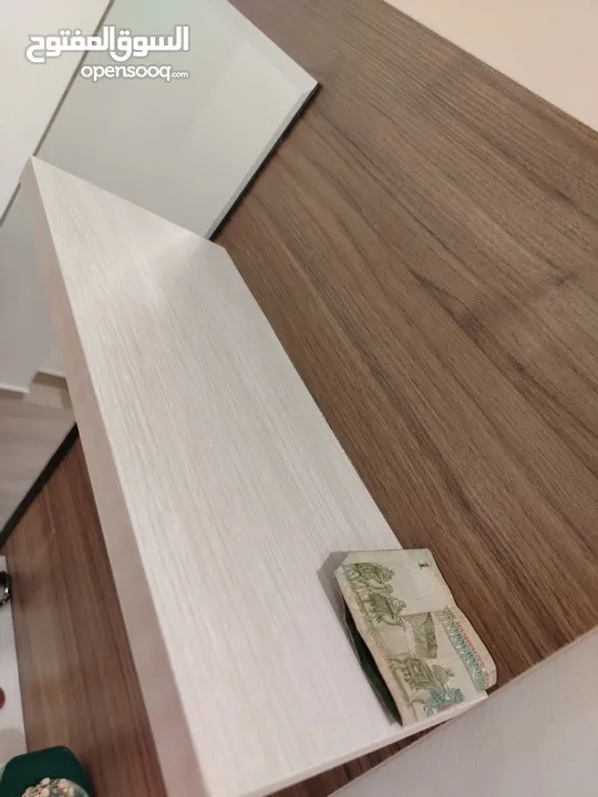 تسريحة لغرفة نوم