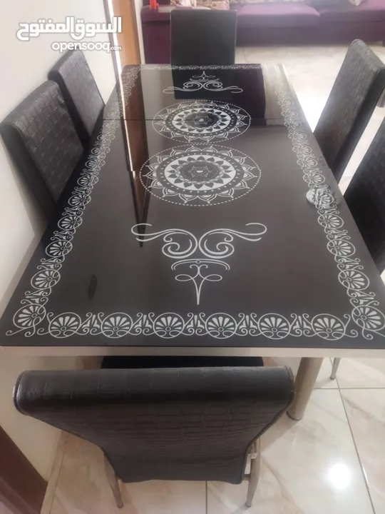 طقم طاولة سفرة سكريت شبه جديد