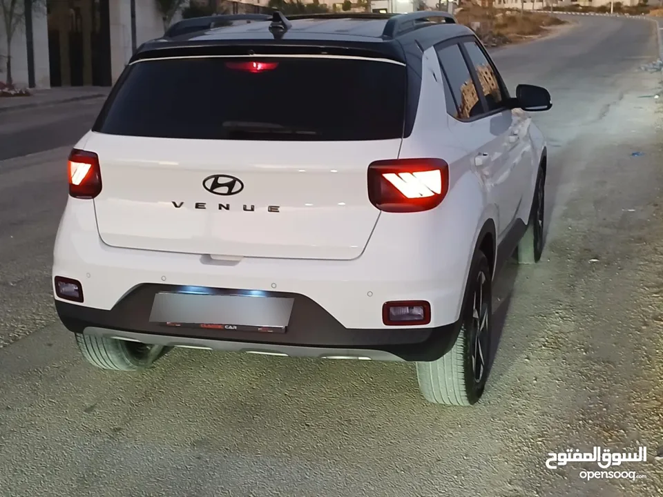 جيب هونداي فينيو مميز فل الفل اضافات مع فتحة سقف دهان شركة ولاغرام بوية وعداد 45000كم فقططططط