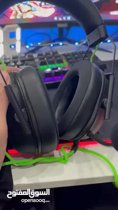 سماعة ريزر بلاك شارك V2x  Razer black shark v2x حالة السماعة ممتازة استعمال اقل من شهرين