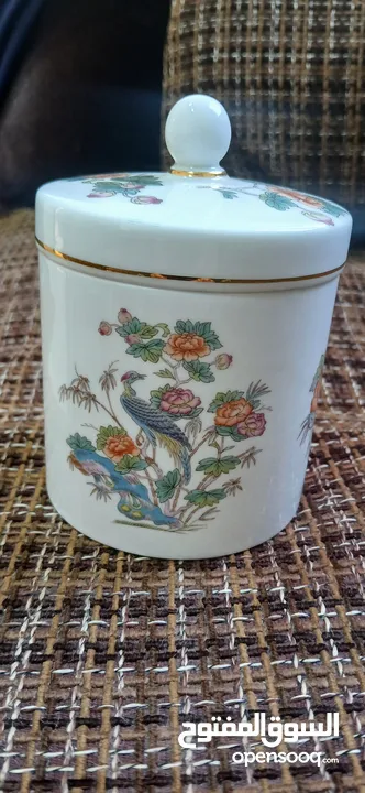 وعاء/مرطبان خزفي فاخر من WEDGWOOD - Kutani Crane - إنجليزي أصلي