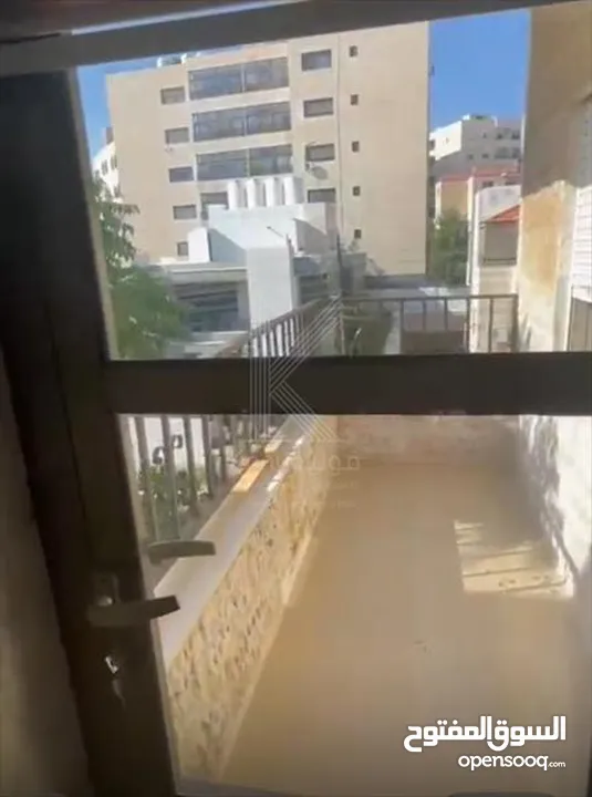 شقة مميزة للبيع في الجاردنز