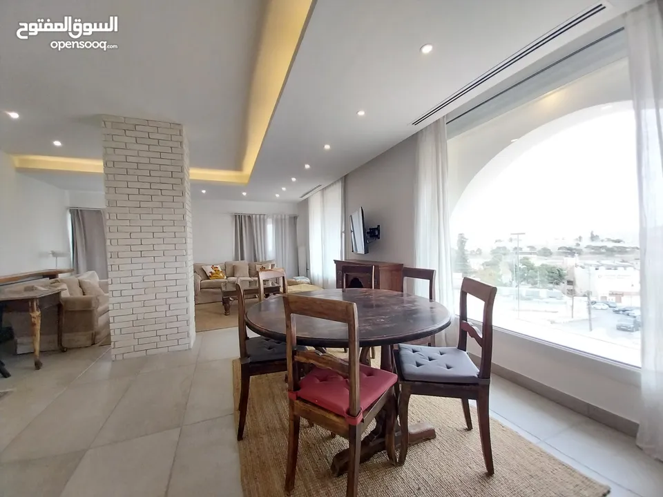 شقة للايجار في الويبده  ( Property 35312 )-175081260