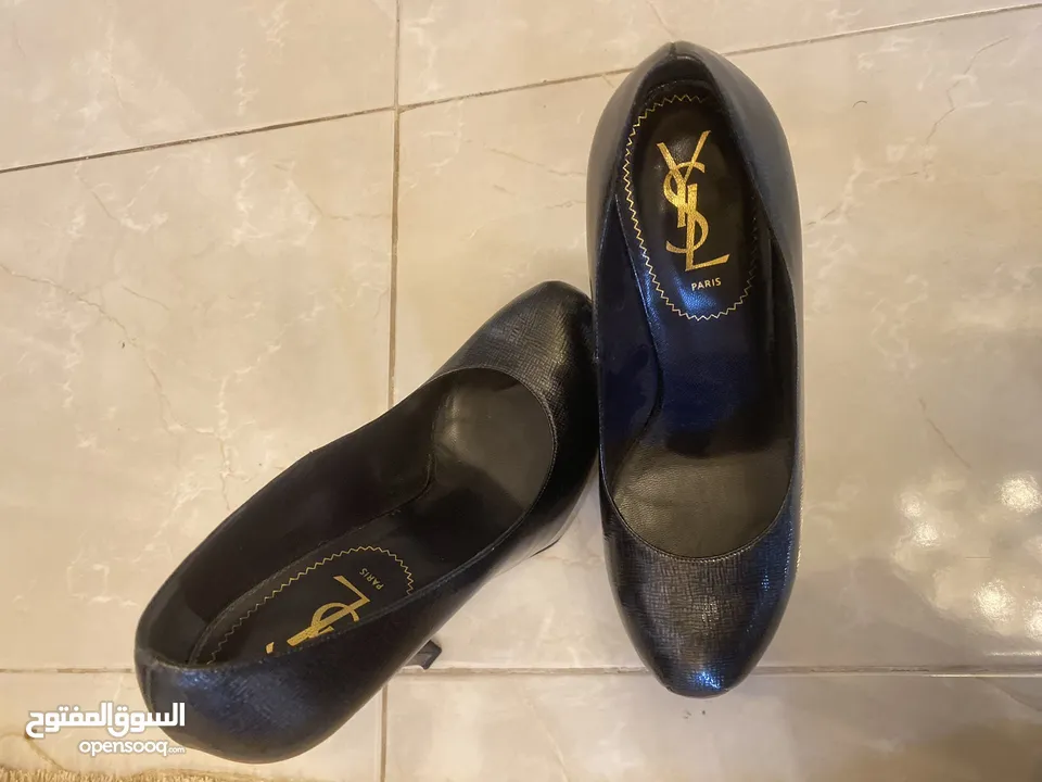 سانت لوران YSL 'Tribtoo' Black Patent Leather