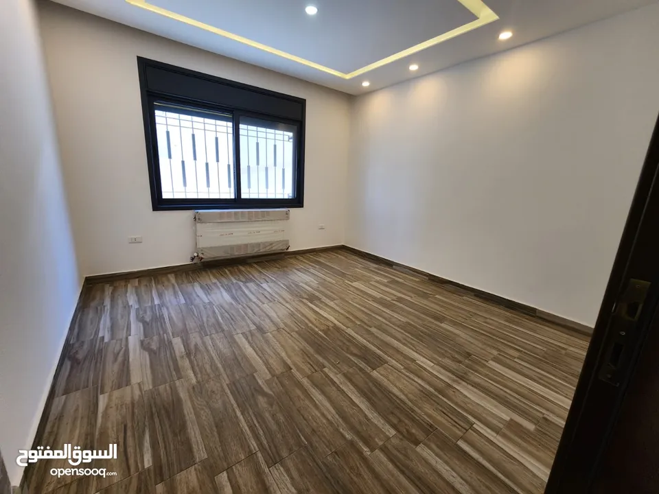 شقة فارغة للبيع في تلاع العلي - ref : 14647