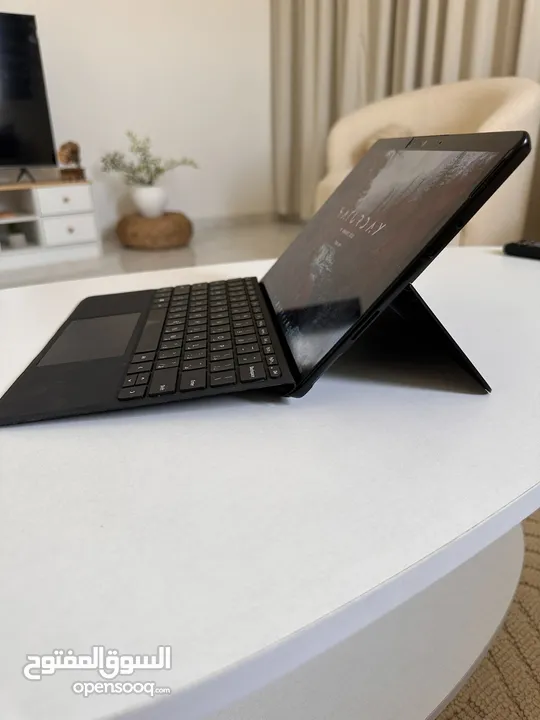 Surface GO 3