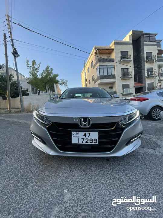 Honda accord 2019 silver blue