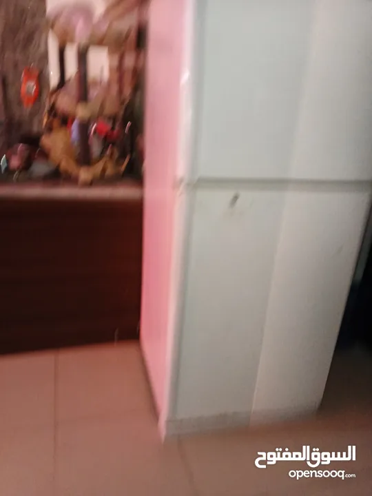 ثلاجه للبيع