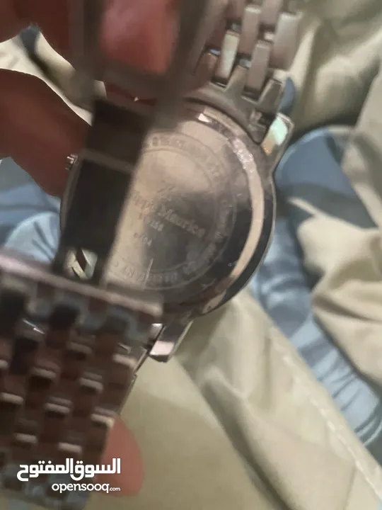 ساعه فيليب موريس  سويسري اصلي للبيع بسعر مغررررري.