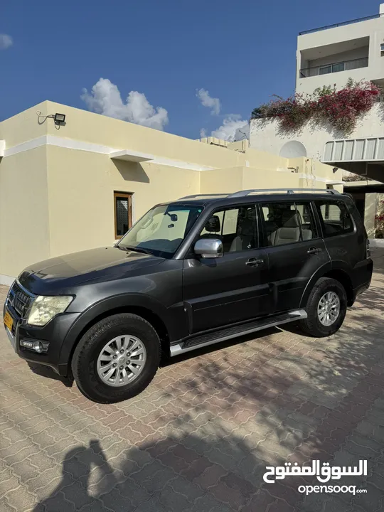 2015 Mitsubishi Pajero