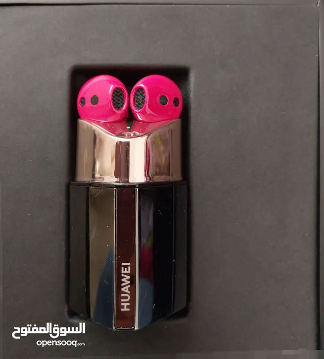 HUAWEI Freebuds lipstick  سماعات احمر الشفاه من هواوي