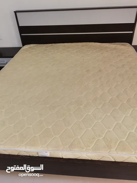 kingsize bed from pan home