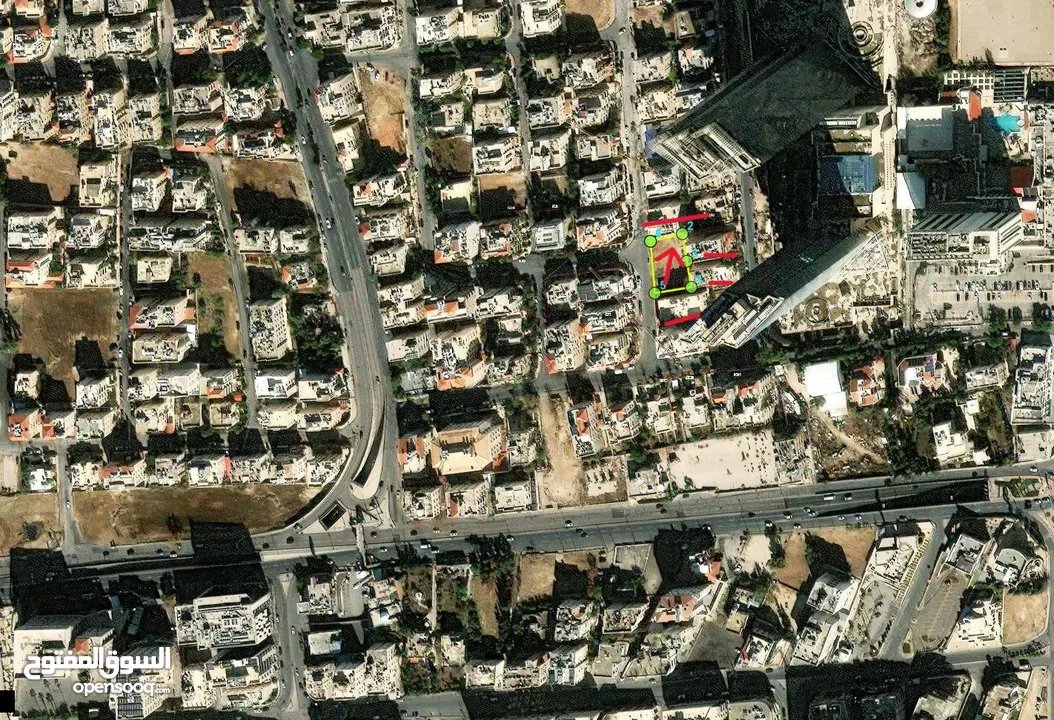 قطعة ارض من اراضي عمان على شارع 16 م في ام اذينة