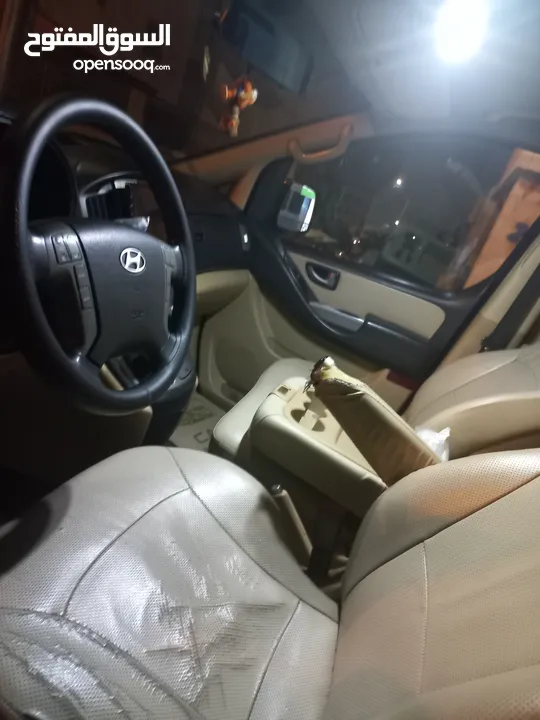 باص هيوندايH1
