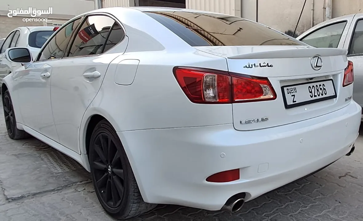 Lexus is300