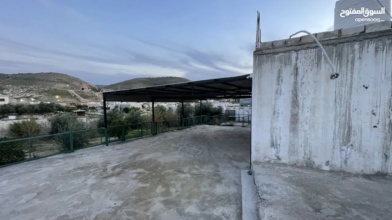 مدرسه للبيع