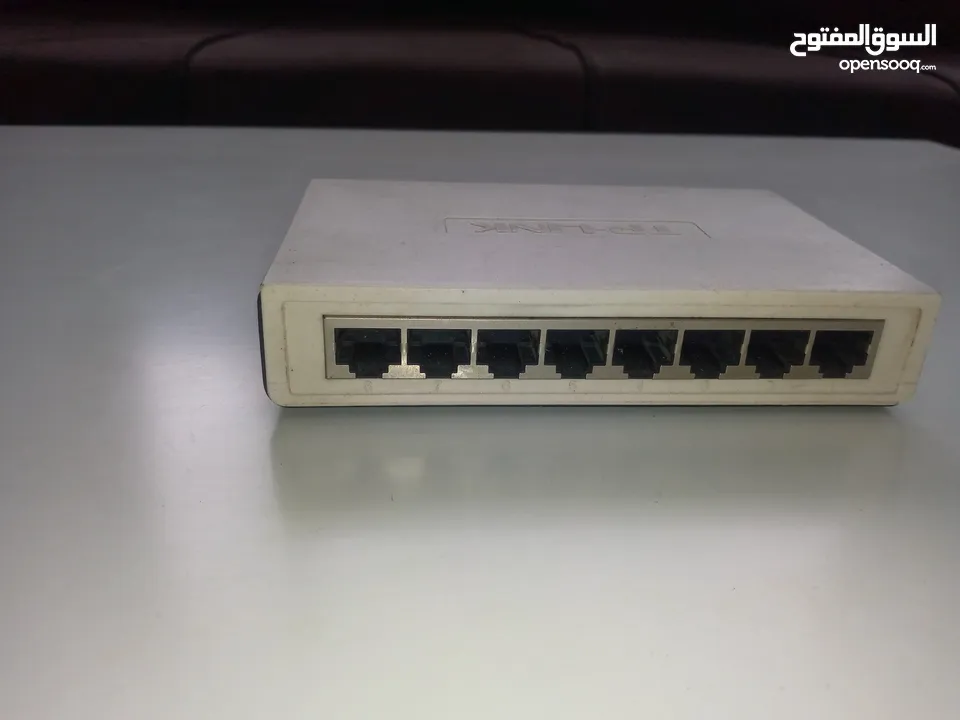 فاكس قديم و تلفونات وراوترات  وانظمة اوديو قابل للبدل باي شيء من اي مجموعه
