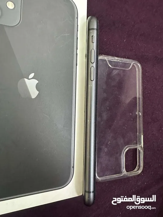 Iphone 11 64 GB  الجهاز نظيف بدون عيوب