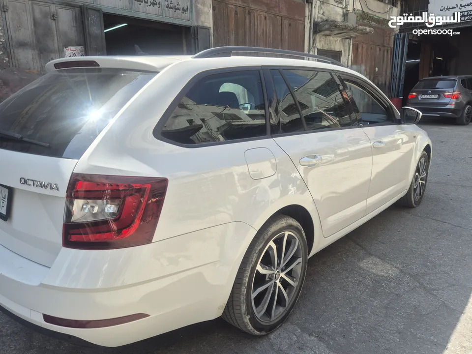 اوكتافيا 2020 ترخيص 2020 عداد 105000