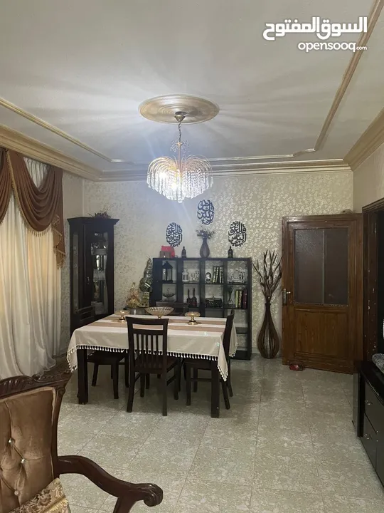 شقة طابق ارضي مساحة 165 متر للبيع بسعر مغري جدا