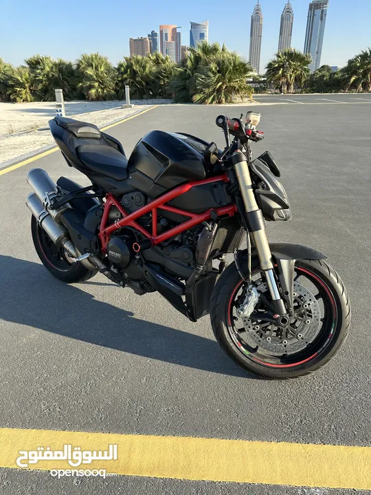 ducati Street Fighter 848 BLACK EDITION-2013