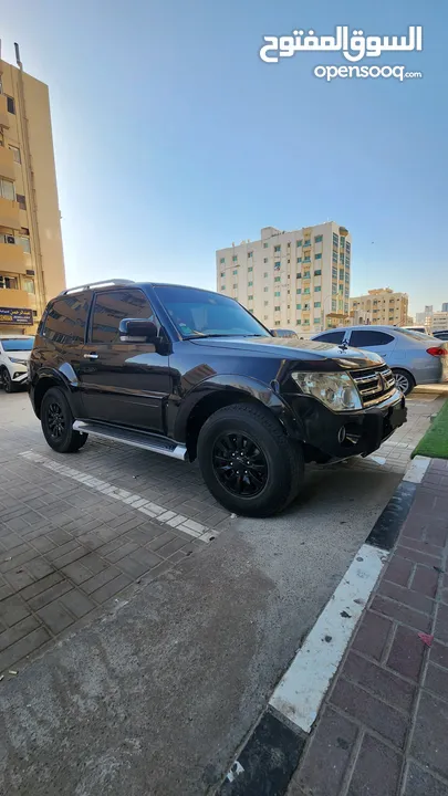 2011 Pajero GLS GCC - clean