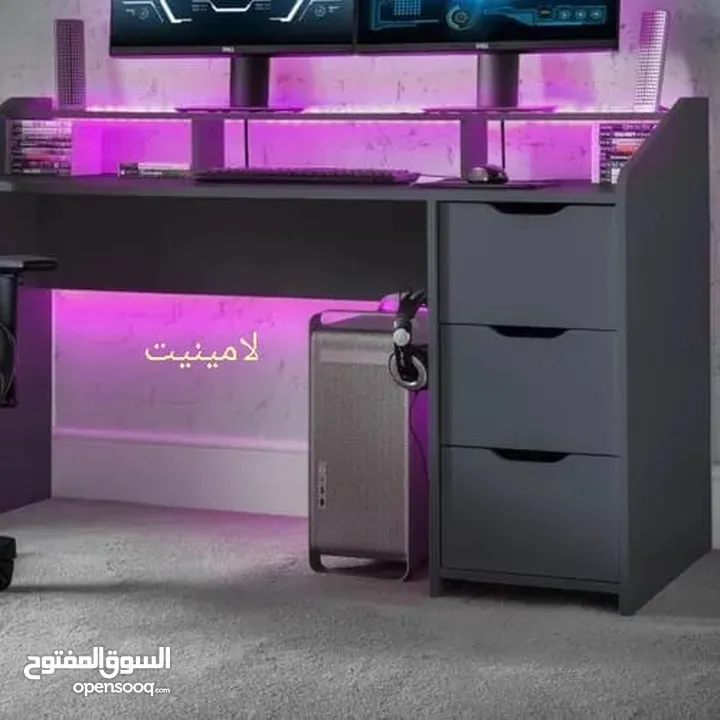 تشكيلة طاولات للعمل والدراسة تناسب الجميع مع إمكانية اختيار اللون والقياس حسب الطلب