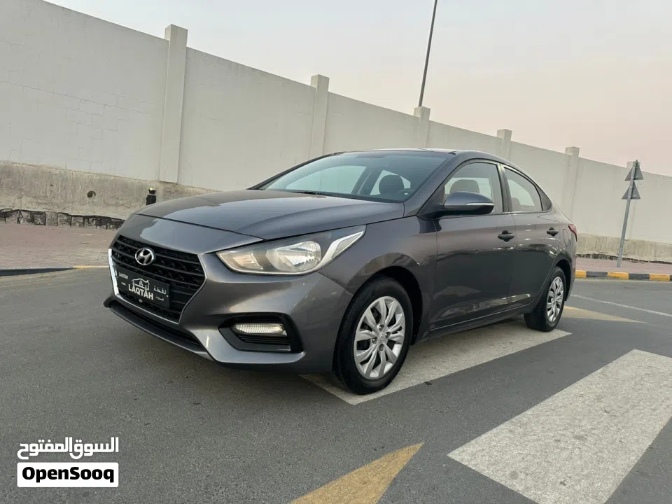 هيونداى أكسنت1600 سى سى موديــل 2018بدون حوادث خليجـــــــــى كشافات ضباب تكييــــف باورسنترلوك