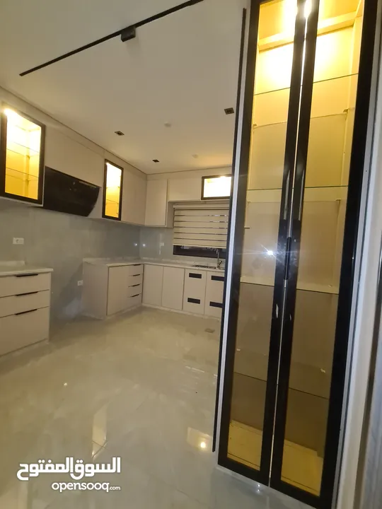 شقة شبه أرضية فاخرة مع اثاث للبيع في البتراوي – قرب دوار الفلاح  Luxury  apartment for sale