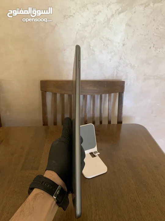 للبيع: iPad الجيل الثامن (iPad 8) – 32GB