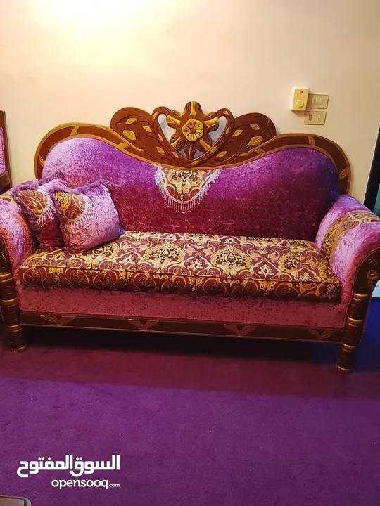 طقمين   كنب
