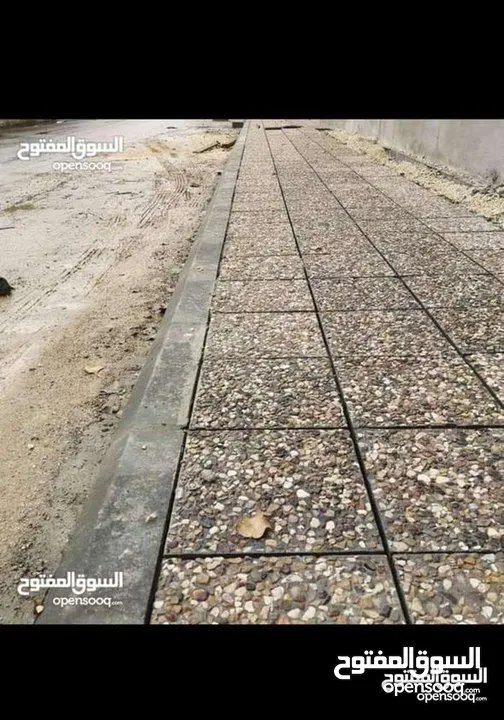 قلاب مع عمال للهدد وإزالة الطمم ونقل جميع مواد البناء خدمه سريعه واسعار مميزه