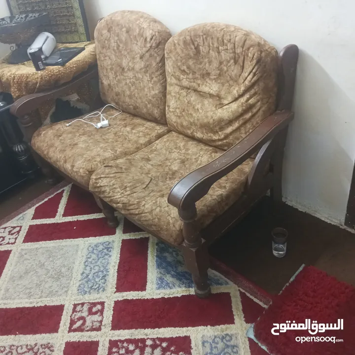 اثاث بيت مكون من جلسه عربيه غرفه نوم وطقم مورس