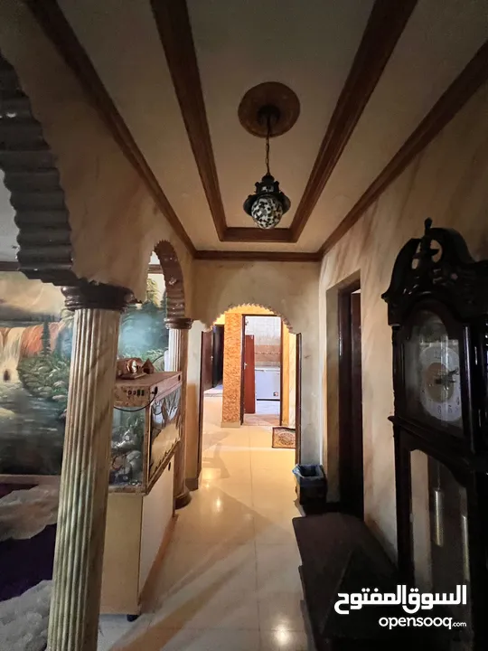 للبيع شقه مفروشه في ام الحصم اطلاله بحريه