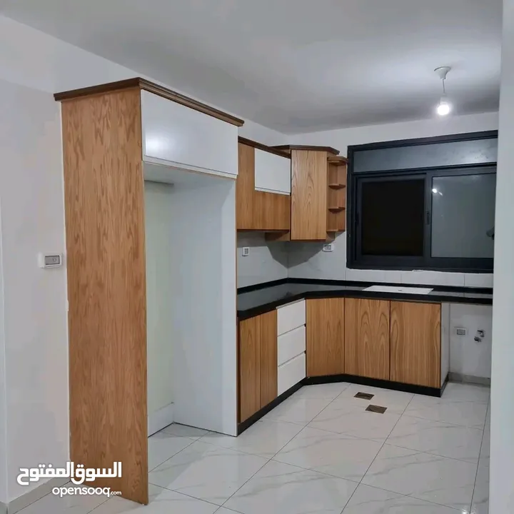 شقة للبيع بالقرب من عسل وبصل.جيب عفشك.واسكن.
