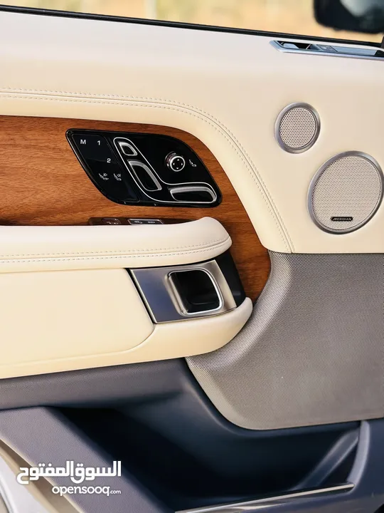 ‏Range Rover Vougue Autobiography Black edition plug in hybrid2020