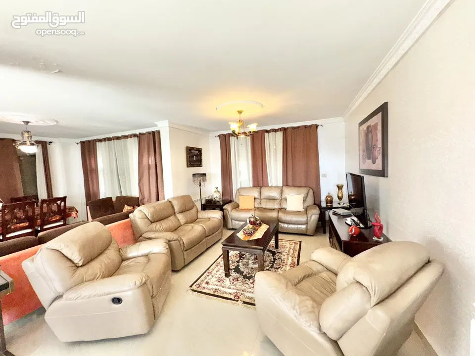 رووف للبيع  في البالوع لقطة بسبب السفر