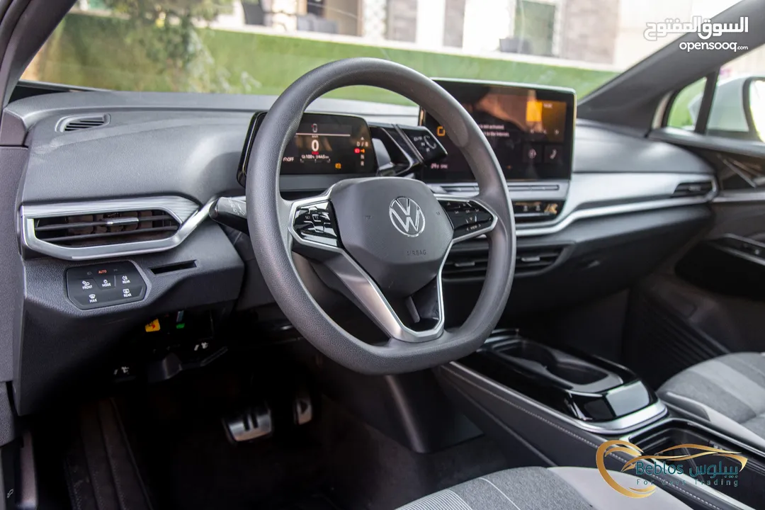 Volkswagen ID4 Crozz pure plus 2021  السيارة بحالة ممتازة جدا و قطعت مسافة 40,000 كم فقط