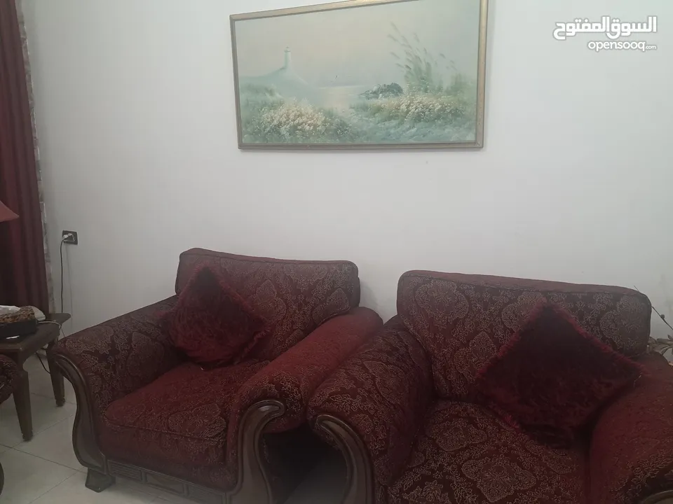 طقم كنب اشلي 7 مقاعد و طقم سفرة 8 مقاعد
