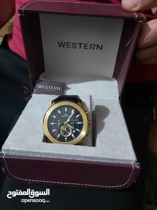 ساعة من شركة ويسترون السويسريا