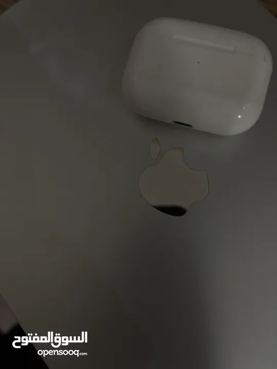سماعة AirPods Pro (كوبي هاي كواليتي) للبيع – نفس شكل وأداء السماعة الأصلية تماماً!