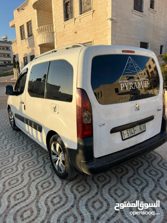 بيجو بارتنر 2011