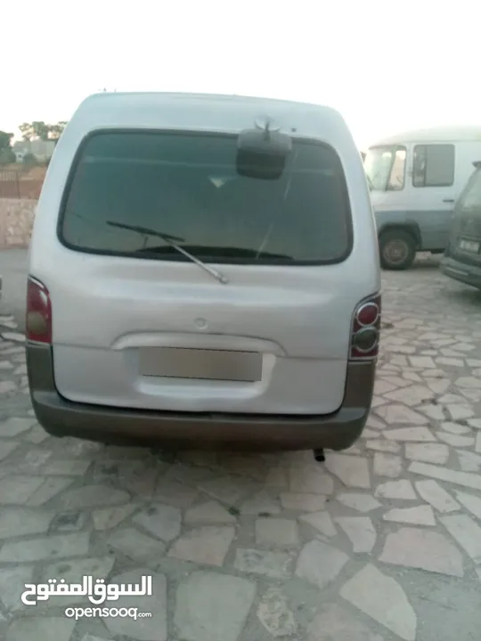 هونداي h100