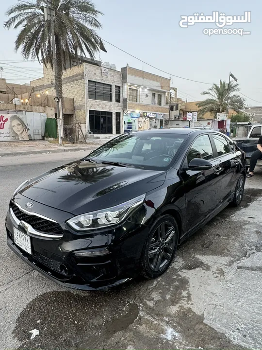 سلام عليكم kia forte سيارة فئة gt ماشية 47 الف ميل ضرر السيارة موضح بالسونار بالصور