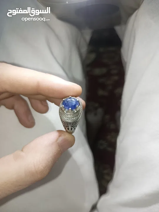 خواتم انتيك بأحجار كريمة من الياقوت الاصلي